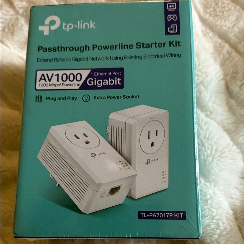 TP-Link Passthrough Powerline Starter Kit - White